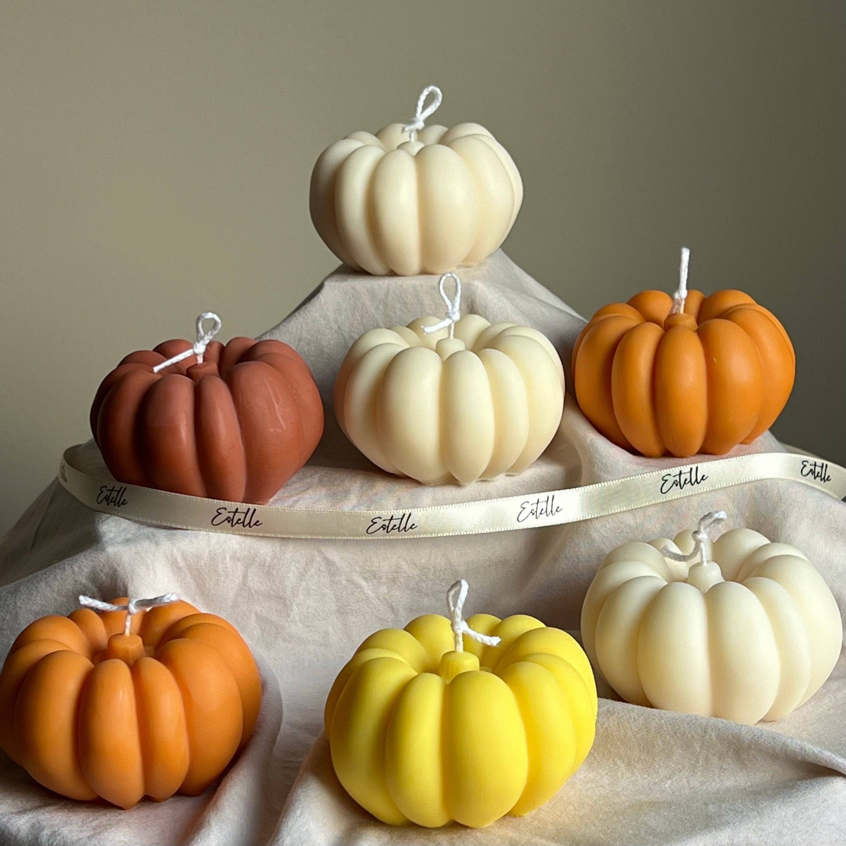 Autumn Pumpkin Candle - HartCentered