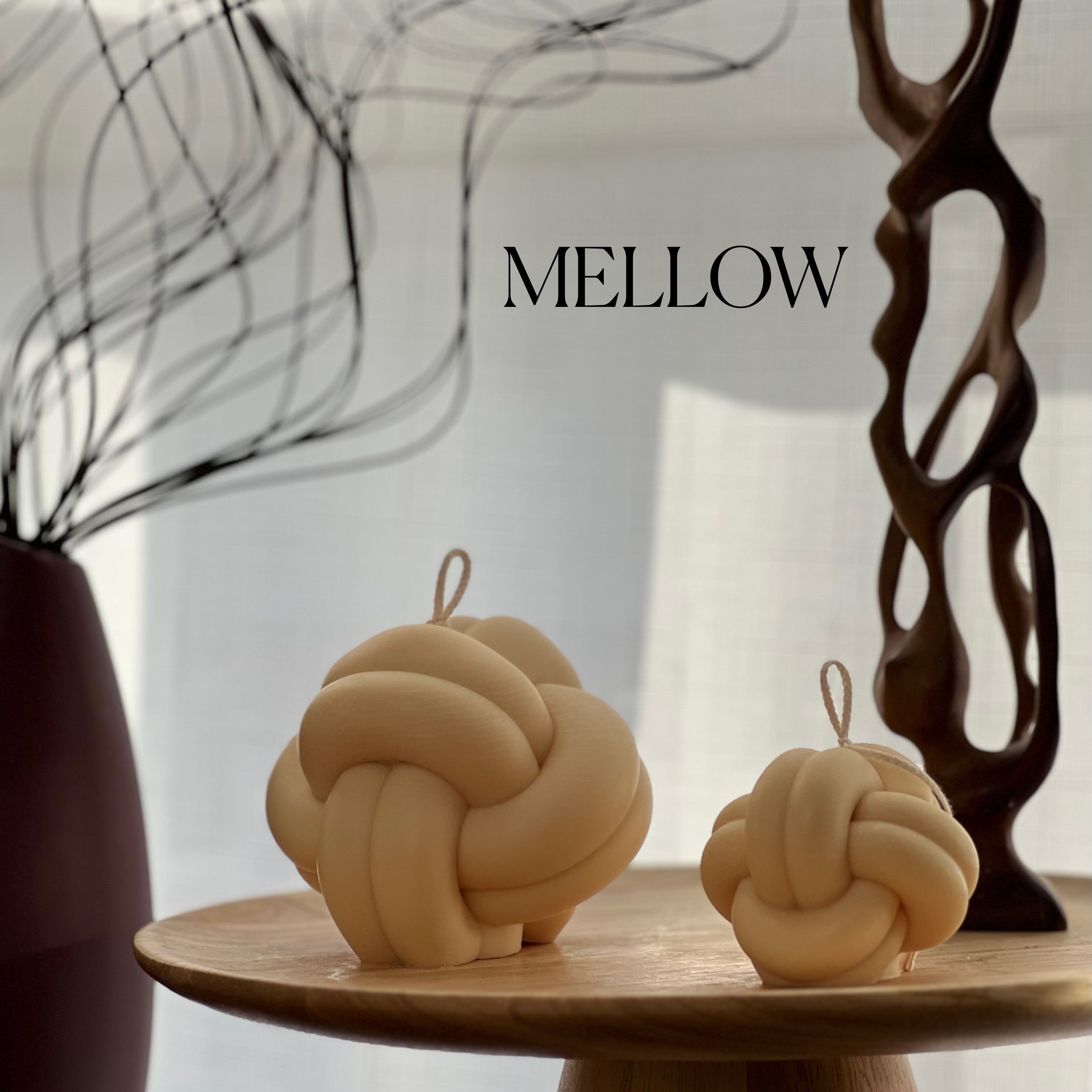 Minimalist Knot Pillar Candle - HartCentered