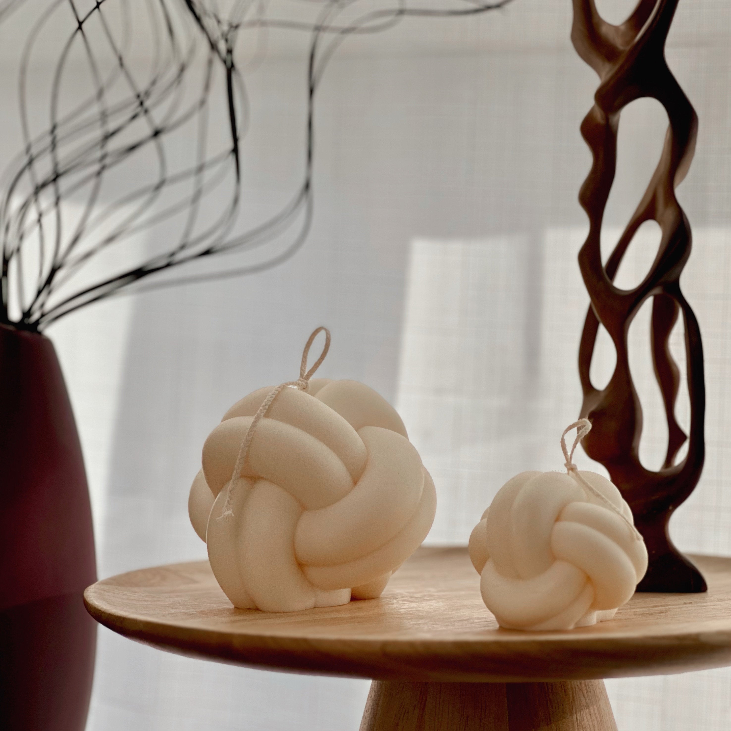 Minimalist Knot Pillar Candle - HartCentered