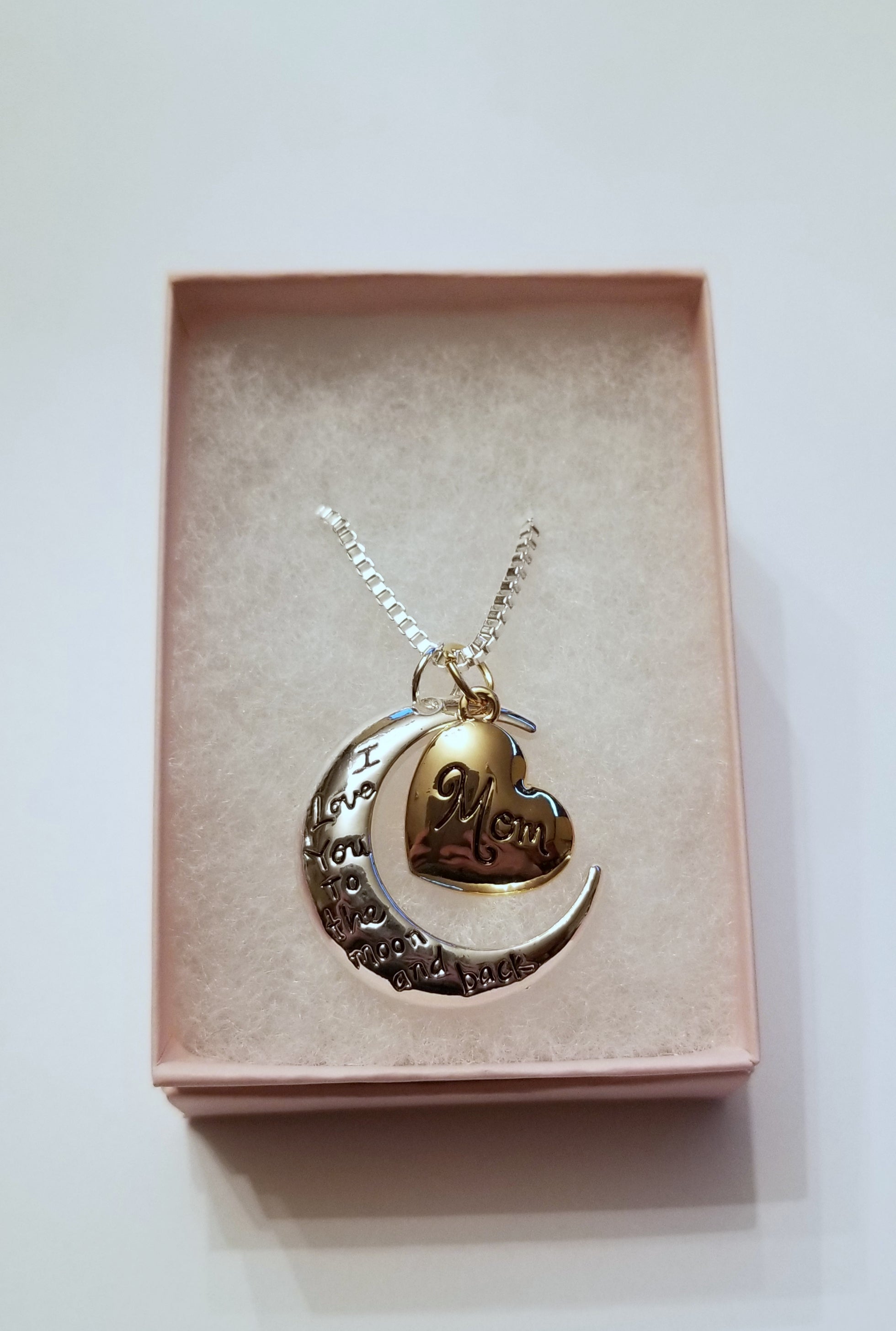 I Love You to the Moon and Back Mom Necklace - HartCentered