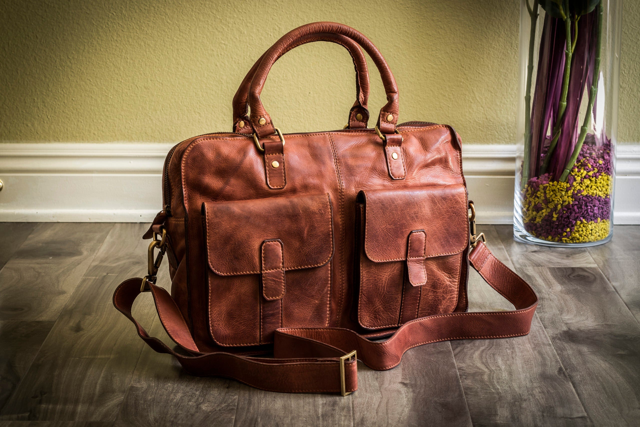 Commuter Briefcase | Genuine Washed Leather - HartCentered