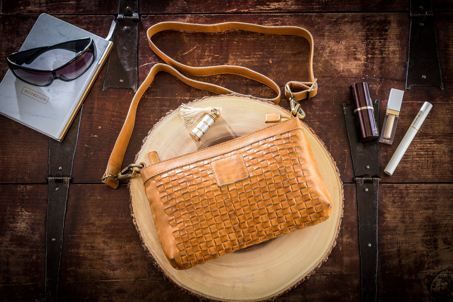 Weaved Crossbody - HartCentered