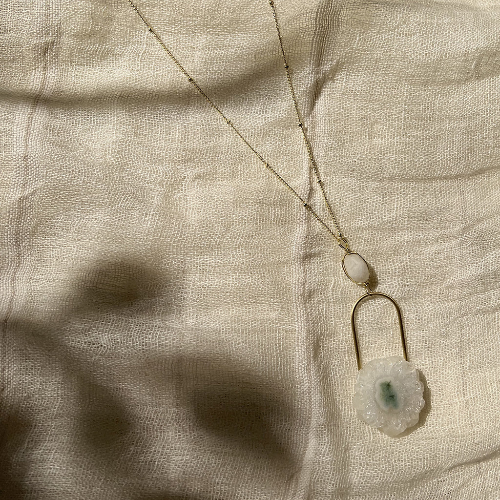 Solar Quartz Eye Necklace-3