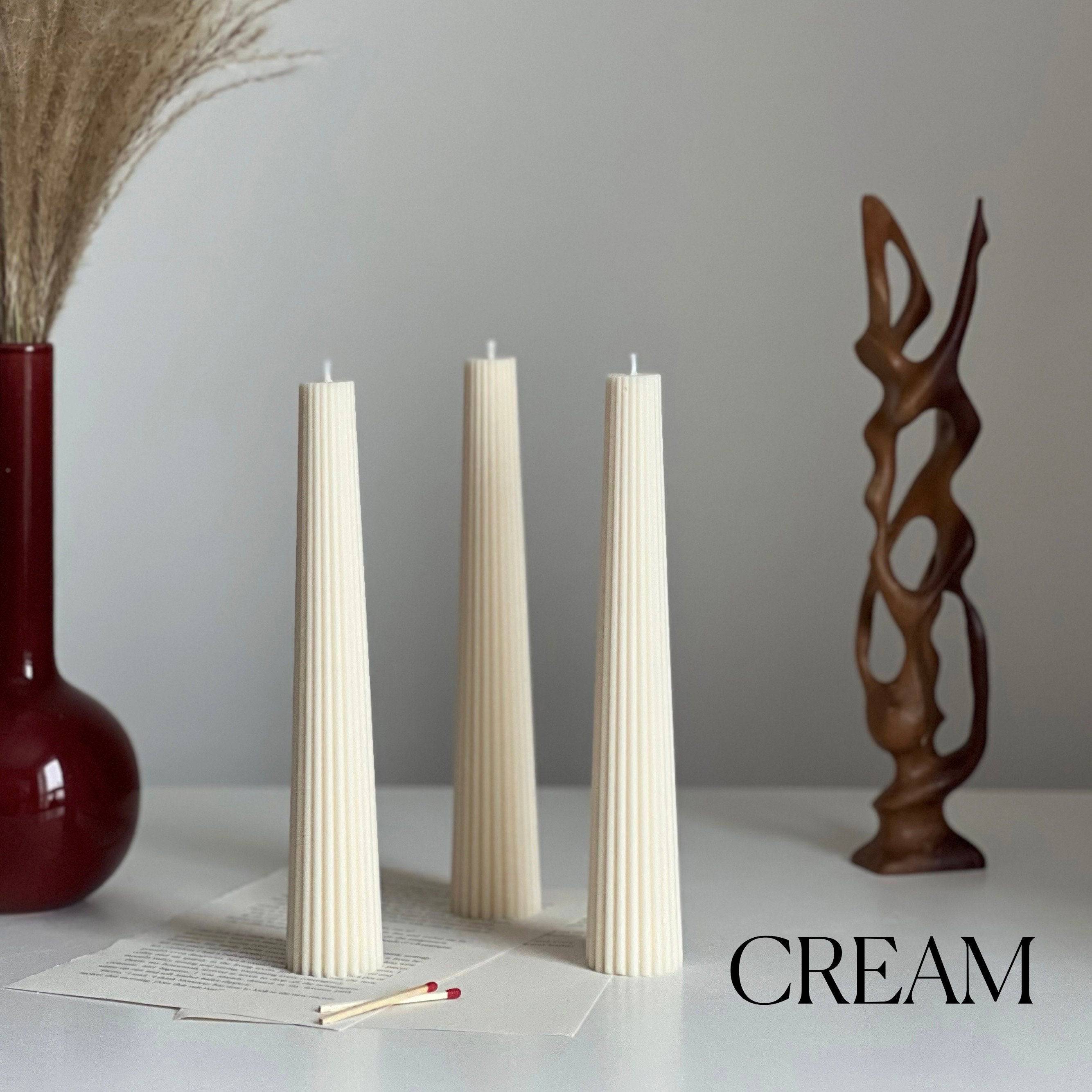 Greko Column Ribbed Candle