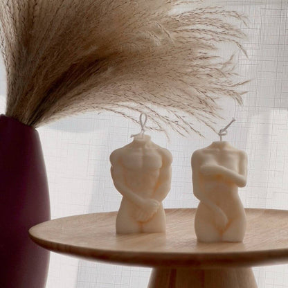 Shy Couple Candle Set