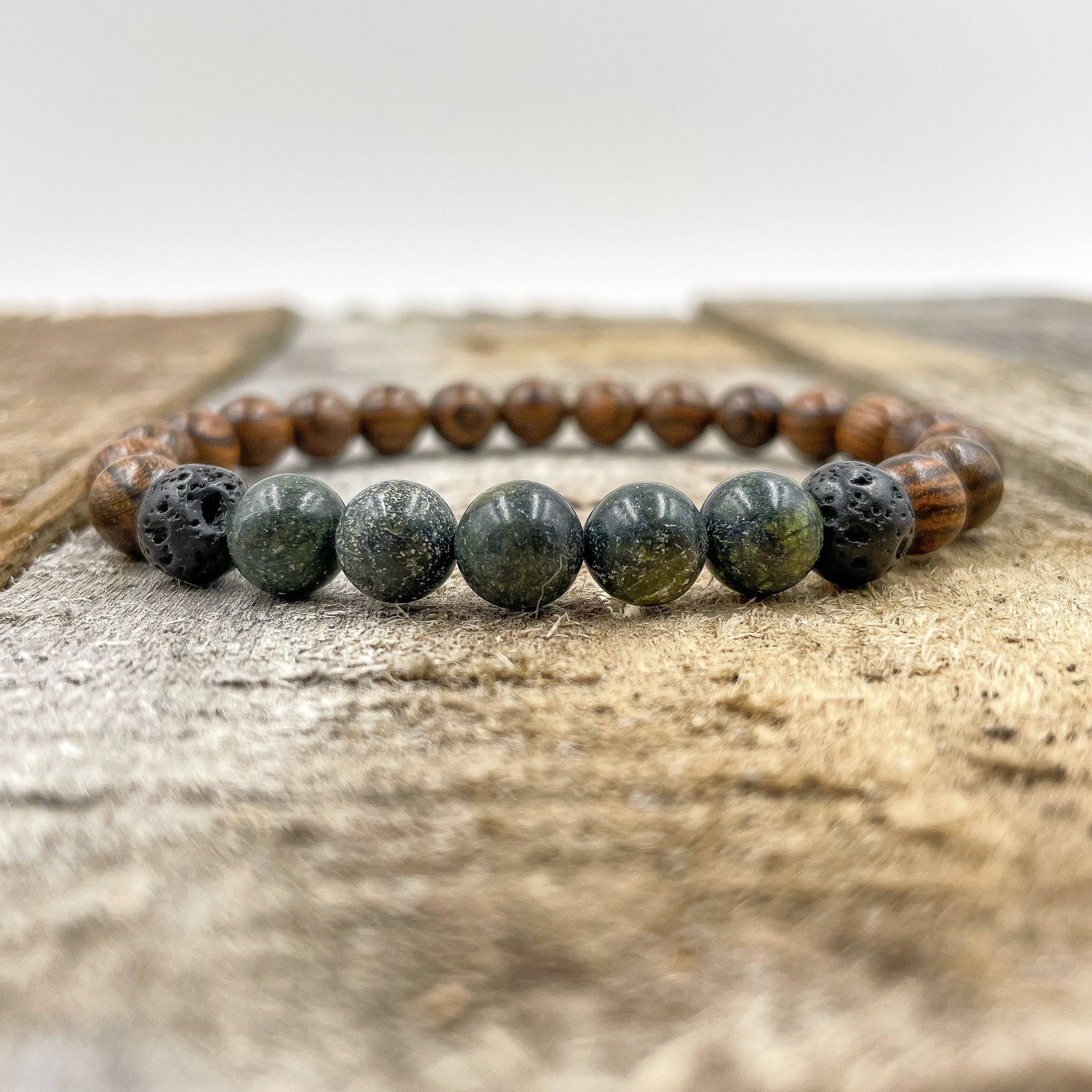 Green Serpentine &amp; Tigerskin Sandalwood | Crystal Beaded Bracelet