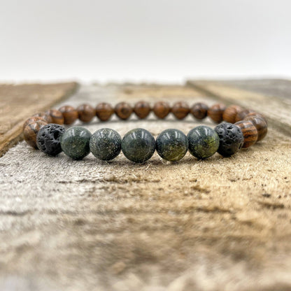 Green Serpentine &amp; Tigerskin Sandalwood | Crystal Beaded Bracelet