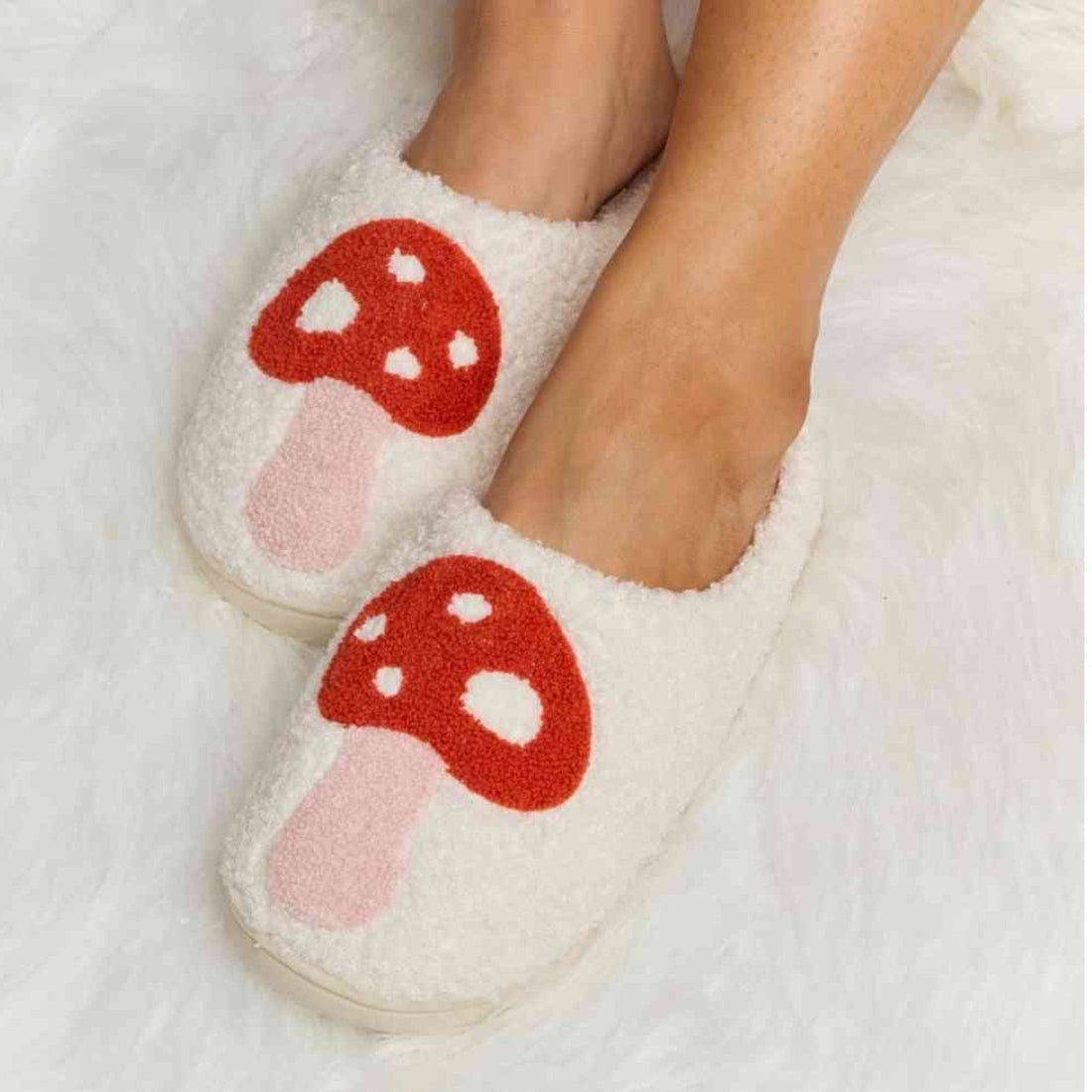 Melody Mushroom Print Plush Slide Slippers