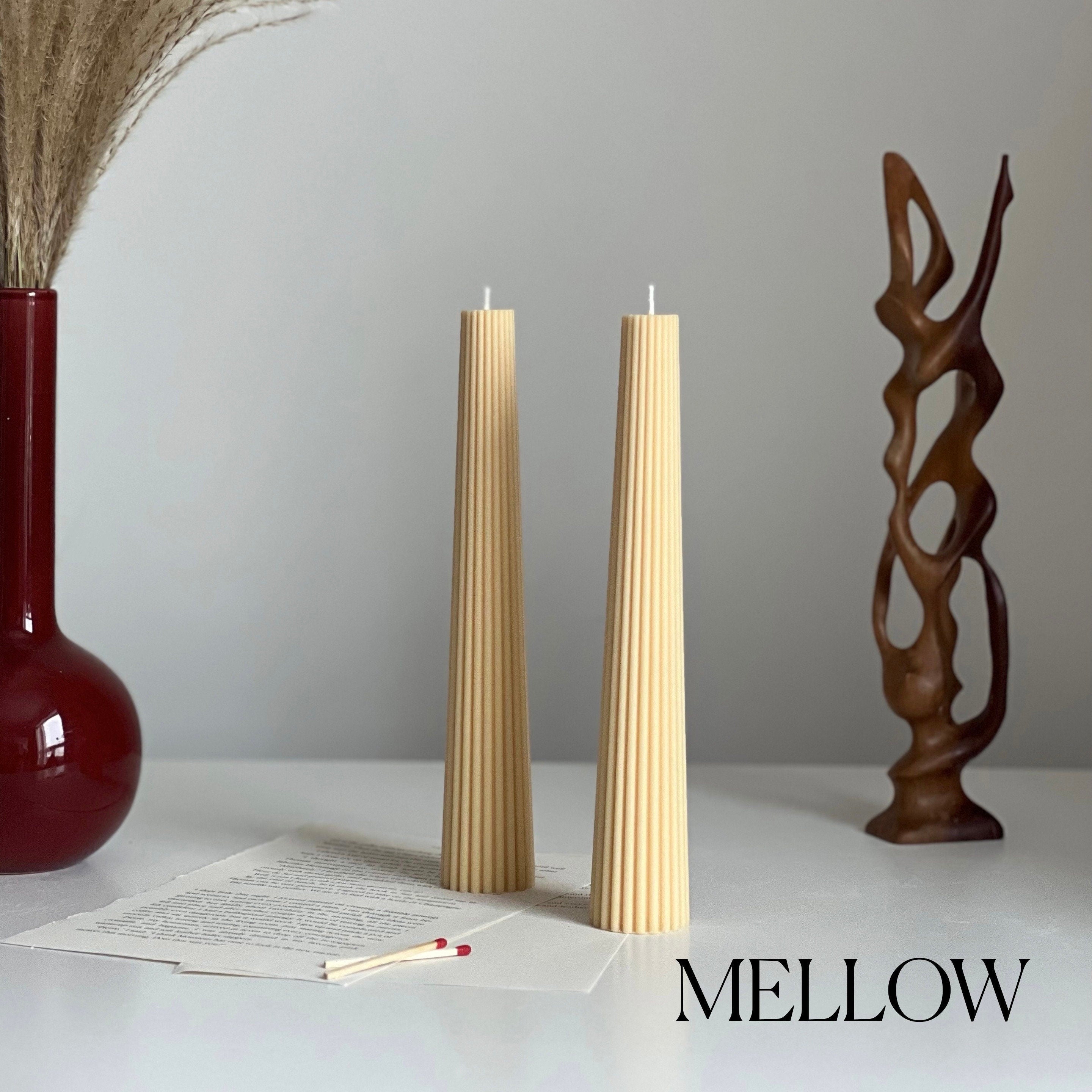 Greko Column Ribbed Candle - HartCentered