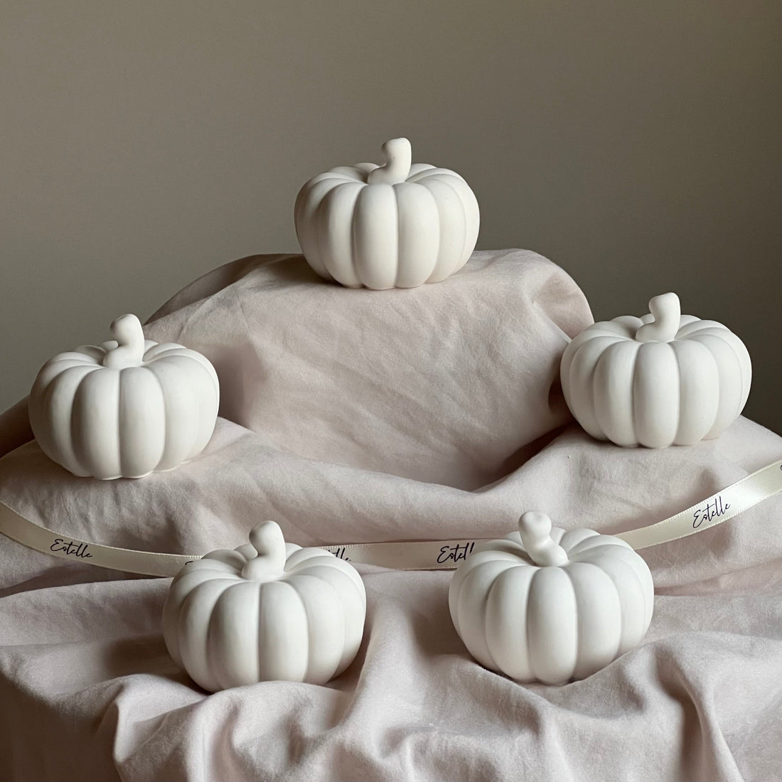 Cute Autumn Pumpkin Stone Decor - HartCentered