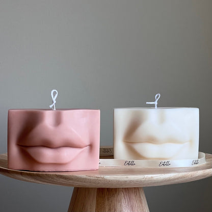 Lips Candle - HartCentered