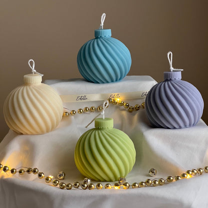 Swirl Christmas Bauble Candle - HartCentered