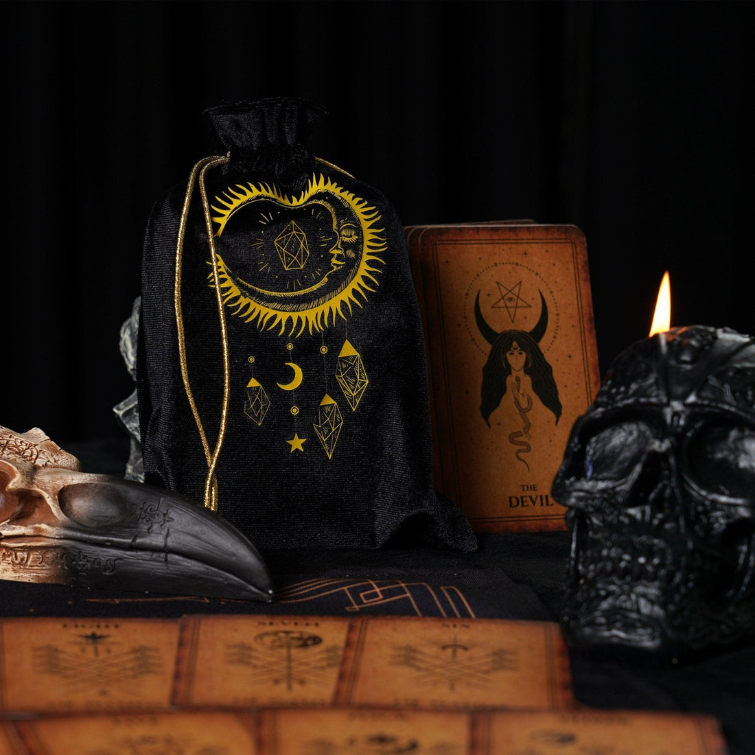 Velvet Bag &amp; Tarot Cloth | Black &amp; Gold - HartCentered